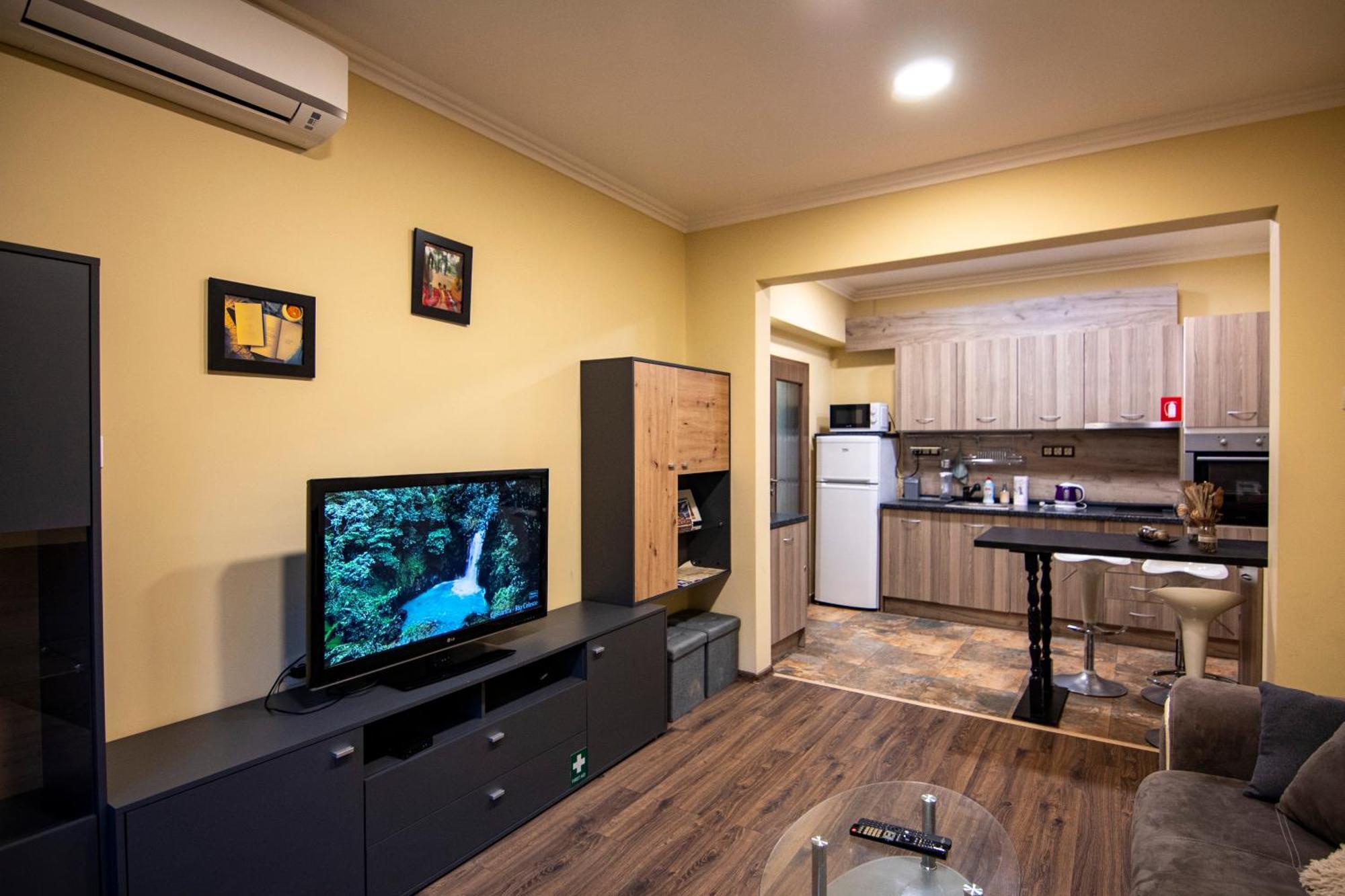 Comfort & Cozy Apartment In Sofia Center Екстериор снимка